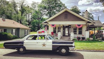 Bank Street Bungalow_1.jpg