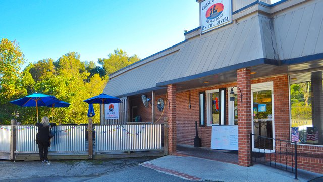 Chase & Charli Restaurant Mount Airy North Carolina