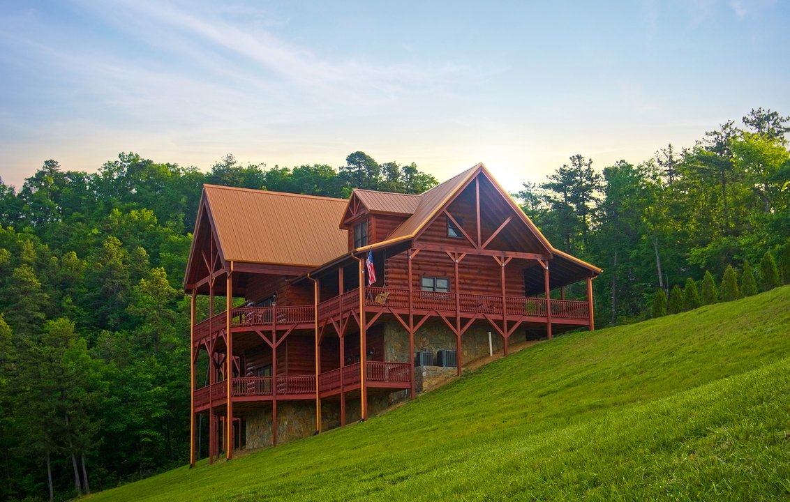 Coyote in the Woods Cabin Yadkin Valley, NC