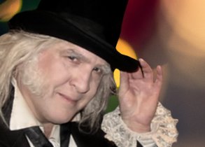 Daniel Roebuck_Christmas Carol.jpg
