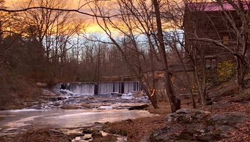 Epic Mill & Falls Vacation Rental Surry County