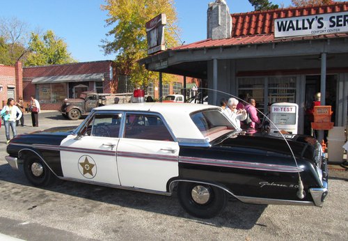 Mayberry Squad Car Tour in North Carolina