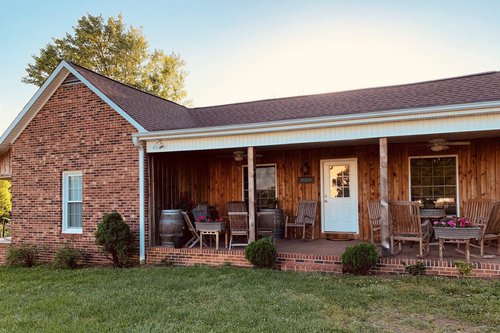 Olde Farmhouse at Carolina Heritage Winery in Yadkin Valley, North Carolina