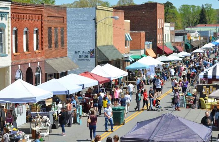 Pilot Mountain Vintage Market_2.jpg