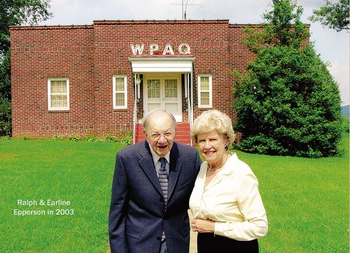 Ralph and Earlene Epperson in 2003