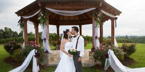 Round Peak Vineyards wedding destination Yadkin Valley