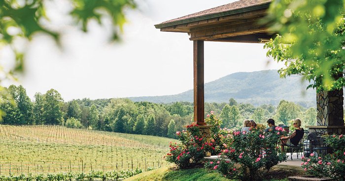 Round_Peak_Vineyards.jpg