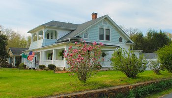 Six26 House Bed & Breakfast in Elkin NC