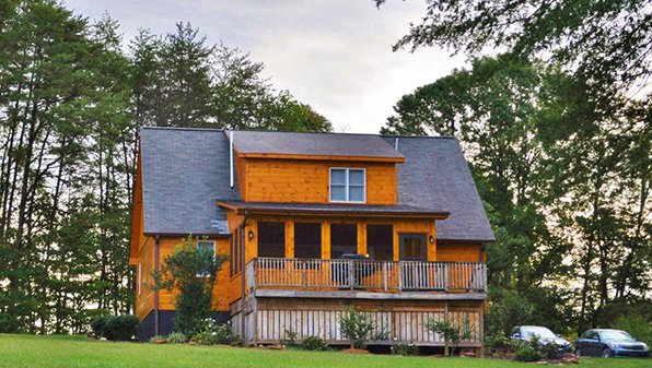 A Vineyard Cabin at Round Peak