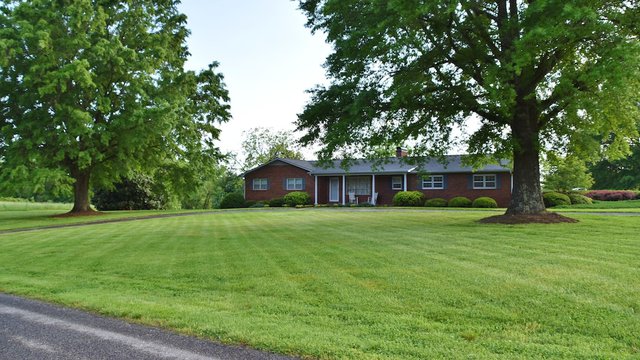 countryside home_elkin_2.jpg