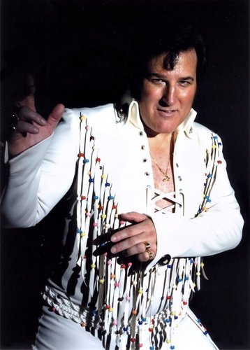 michael_hoover_elvis.jpg